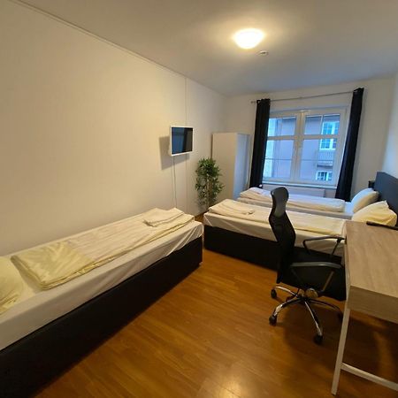 City Apartments Direkt Am Hauptbahnhof - Perfekt Fuer Pendler Und Monteure Neumuenster Exterior photo