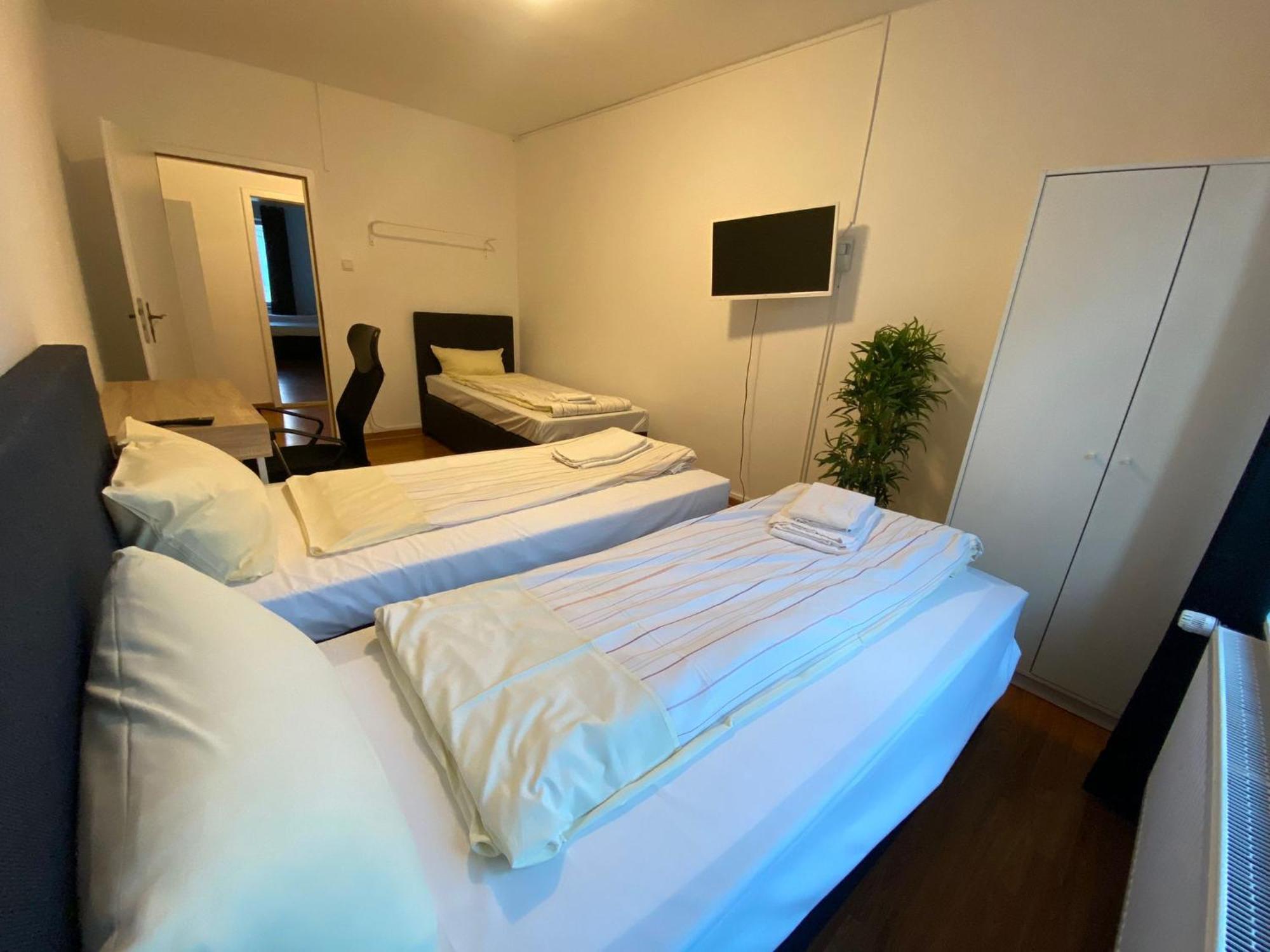 City Apartments Direkt Am Hauptbahnhof - Perfekt Fuer Pendler Und Monteure Neumuenster Exterior photo